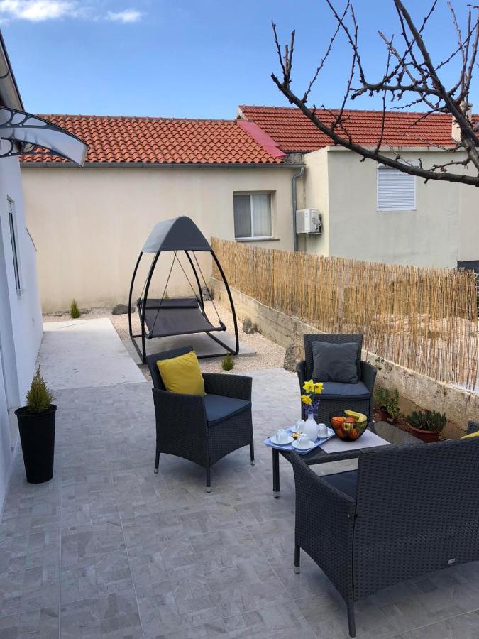 Crno Apartman Ana 아파트 외부 사진