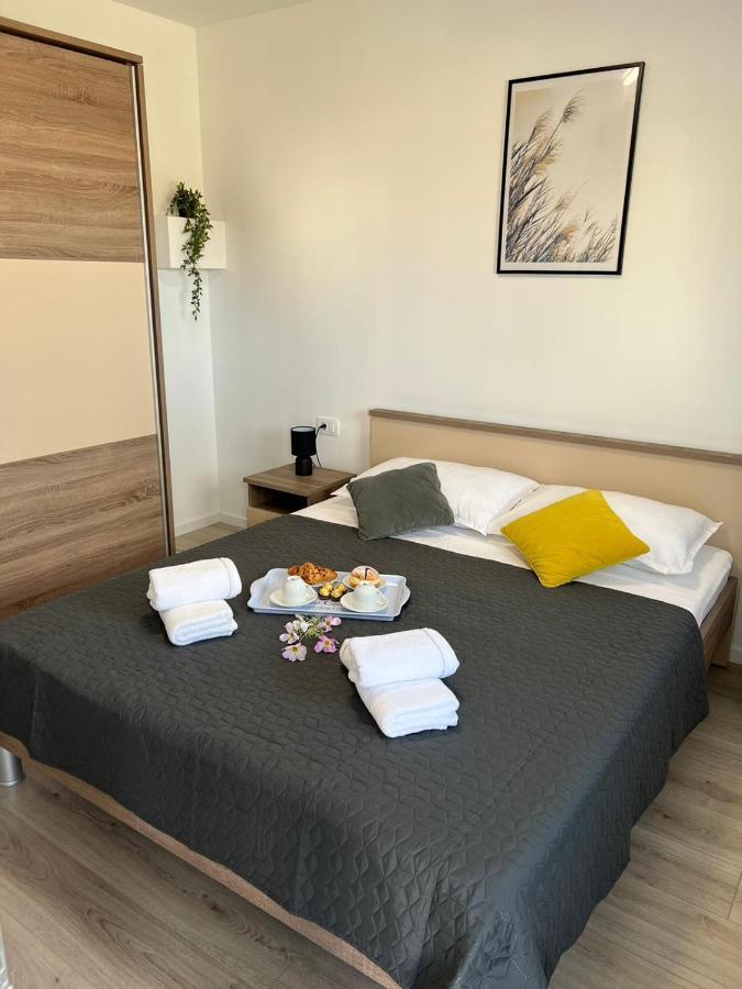 Crno Apartman Ana 아파트 외부 사진