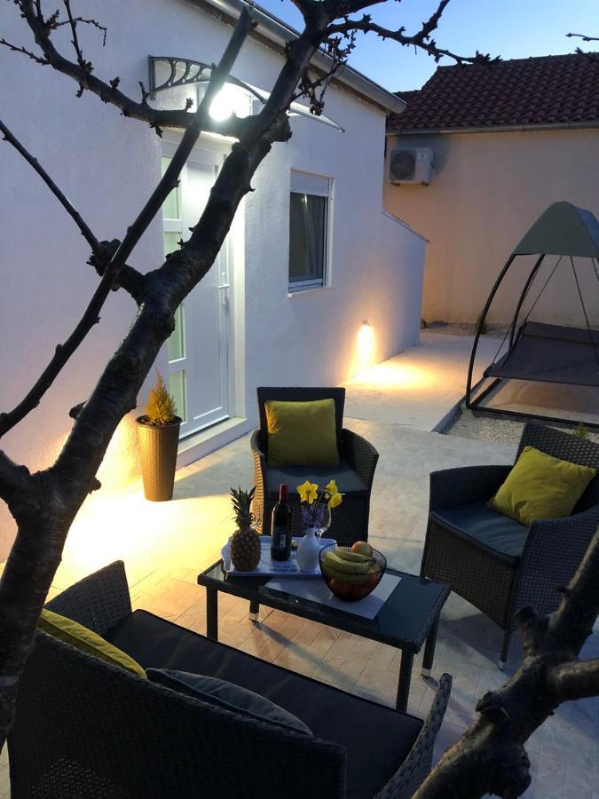 Crno Apartman Ana 아파트 외부 사진