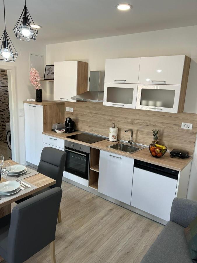 Crno Apartman Ana 아파트 외부 사진