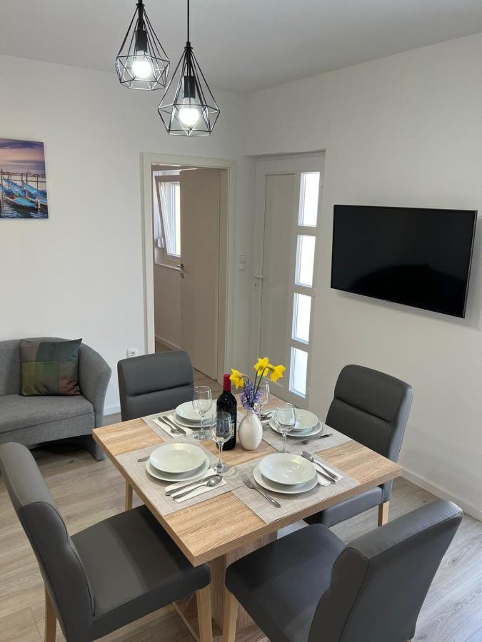 Crno Apartman Ana 아파트 외부 사진