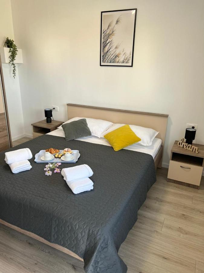 Crno Apartman Ana 아파트 외부 사진